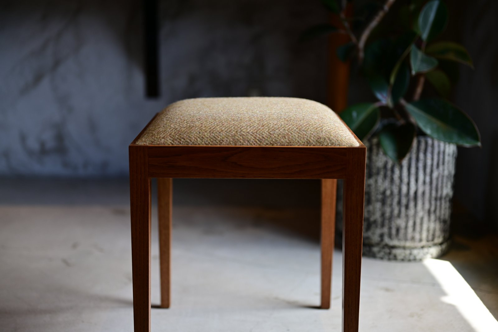 スツール 28,600円