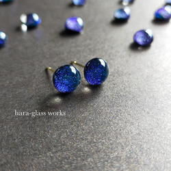 【ピアス&リングセット】一粒ガラスのリング&一粒ガラスのピアス　ロイヤルブルー（ゴールド） 10枚目の画像