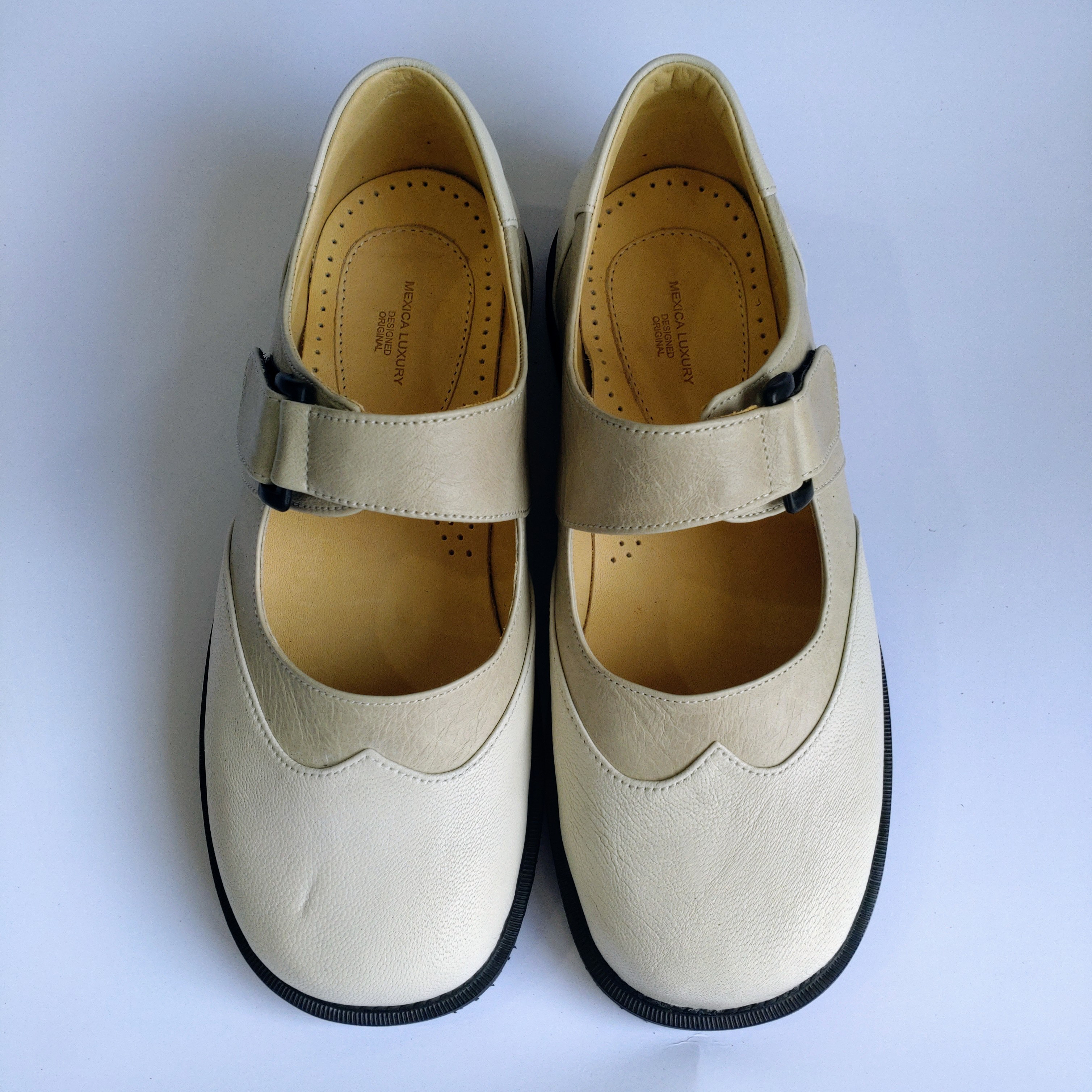 ◇ベルクロ仕様◇本革サンダル◇ヒール3cm◇外反母趾◇無料色変更◇無料サイズ調整◇大人可愛い革靴◇