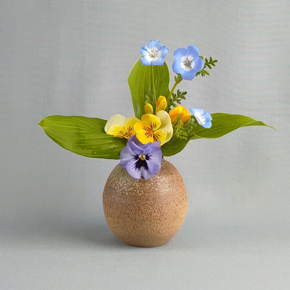 花入れ 焼締め 【商品番号：00172】 一輪挿し・花瓶・花器 やきもの實 
