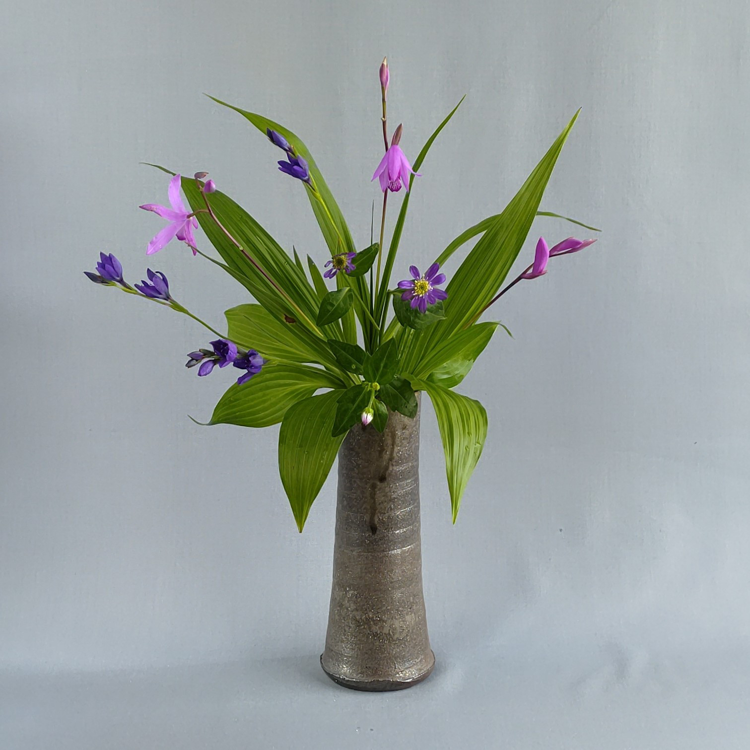 花入れ　焼締め　薪窯　【商品番号：00183】