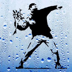 バンクシー　BANKSY　花束を投げる男　転写ステッカー 9枚目の画像