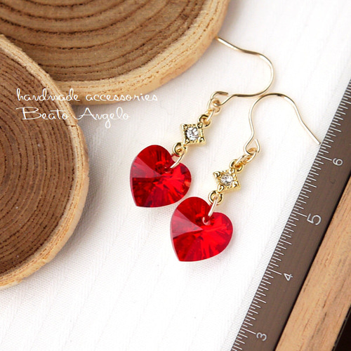 ✤K14GF スワロフスキー 6228と石留めスクエアのピアス(p-082)シャムAB