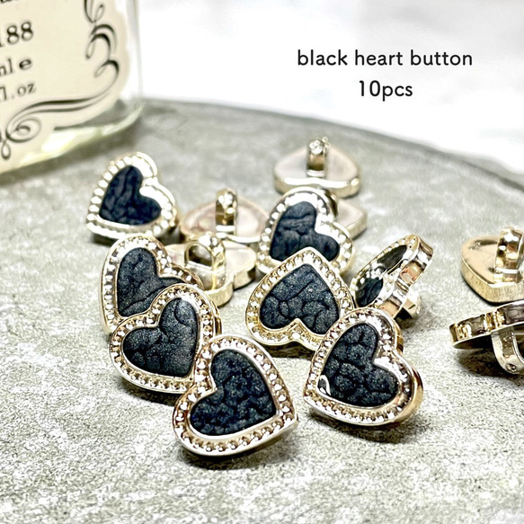10pcs★button・black heart （ハートアクリルボタン） 1枚目の画像