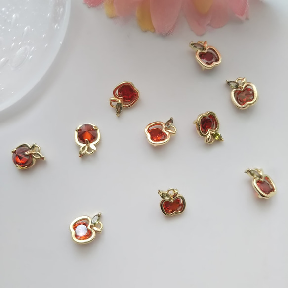 送料無料】ジルコニアチャーム りんご 2個 チャーム poco a poco 通販