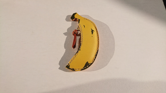 アート風バナナの銭入れ 1枚目の画像