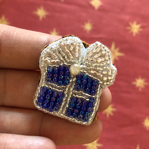 ビーズ刺繍のブローチ☆プレゼント ブローチ COCO 通販｜Creema 