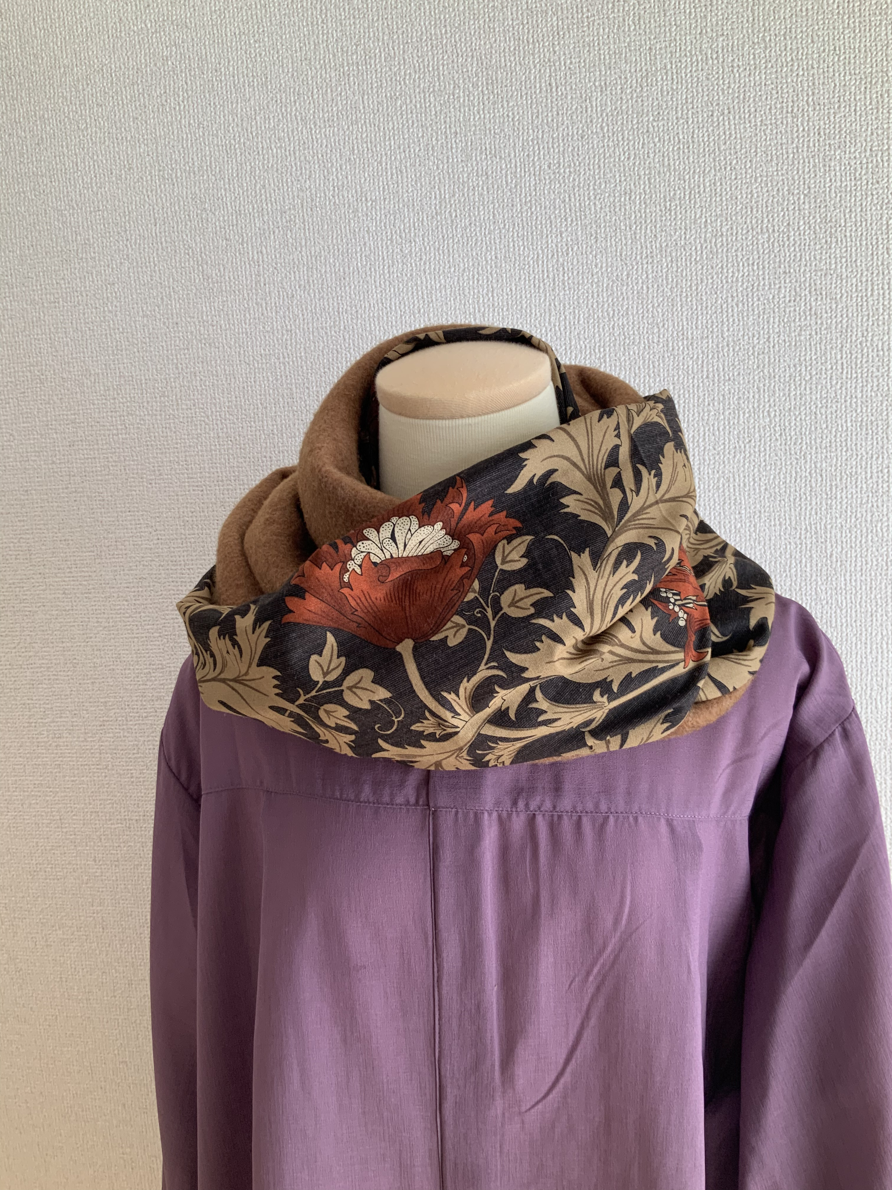 ウイリアムモリス アネモネ(オレンジ／ブラック)スヌード