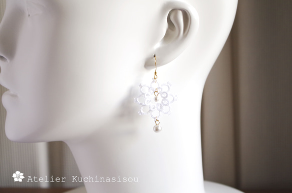 [Made-to-order] 梭織花朵棉質珍珠耳環&lt;Blanc&gt; 第3張的照片