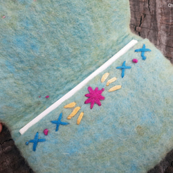 カードケース・名刺入れ　南の国の花　～羊毛フェルト　インド綿　ブロックプリント　刺繍　パッチワーク 5枚目の画像