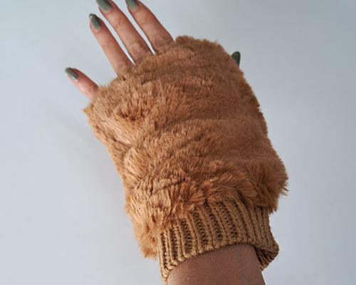 7ccd750d5ebd90448ecab8e10abb0e