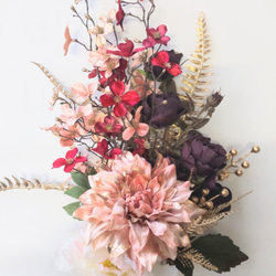 綾乃スタイル　　品格のあるダリアや花水木 がたっぷりのブーケ      ウェディングブーケ 3枚目の画像