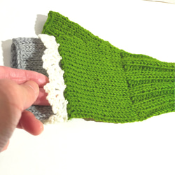 ハンドウォーマー　くすみ緑グレー　ウール100%　編み物　手編み　レース編み　① 6枚目の画像