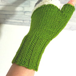 ハンドウォーマー　くすみ緑グレー　ウール100%　編み物　手編み　レース編み　① 3枚目の画像