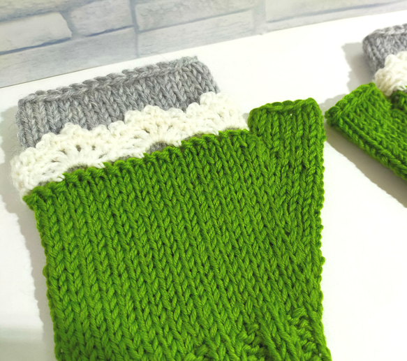ハンドウォーマー　くすみ緑グレー　ウール100%　編み物　手編み　レース編み　① 7枚目の画像