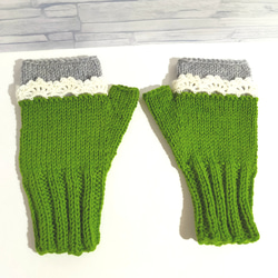 ハンドウォーマー　くすみ緑グレー　ウール100%　編み物　手編み　レース編み　① 8枚目の画像