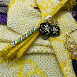0946アレンジ帯揚5点セット 総絞り　半襟・帯留め・根付・絹帯締め 3枚目の画像