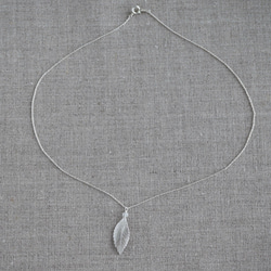 Elm leaf stone necklace (small) [P082SV(ST)] 4枚目の画像