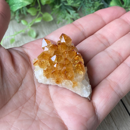 【⭐️魔除け開運の耀き⭐️】オレンジ色 ブラジル産 シトリン クラスター 天然石 6cde9e3b68c6680c87957682c478ab