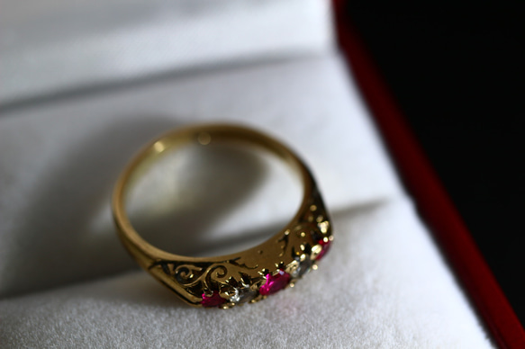 英国 1985年 指輪 合成 ルビー 純金 純金率375 宝石 鑑定付 プレゼント ギフト レディース J13 5枚目の画像