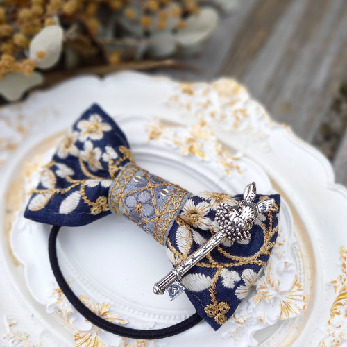 インド刺繍リボンのヘアゴム(no.170ジャスミン小花・ボタニカル刺繍