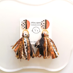 2way*ビンテージなダルメシアンのタッセルのピアス/イヤリング ピアス