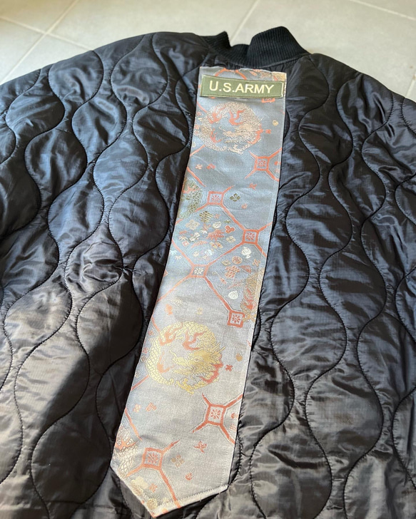 サンプル品　キルティングジャケット　龍神帯リユース パッチワークリメイクジャケット　着物リメイク 5枚目の画像