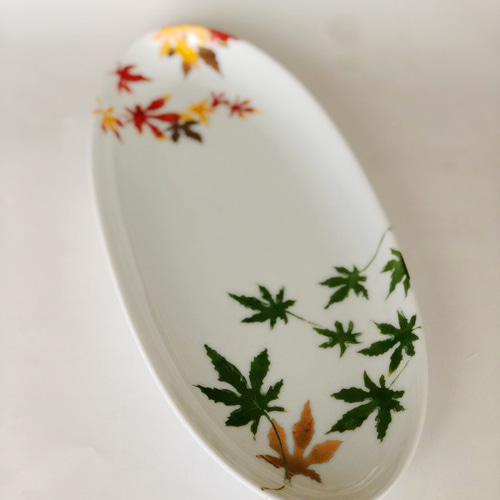 エナメル絵付け/紅葉の中長楕円皿 中皿 広がるクリエイター 通販