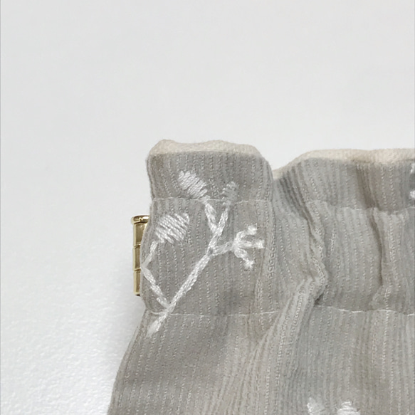 刺繍コーデュロイ　鳥とお花　切替マチのバネ口ポーチ　バネ口12cm 3枚目の画像
