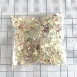 ☆８０ｇ　(フローライト)さざれ石/大きめ粒　穴なし　３mm～１cm　色彩屋吉宗 7枚目の画像