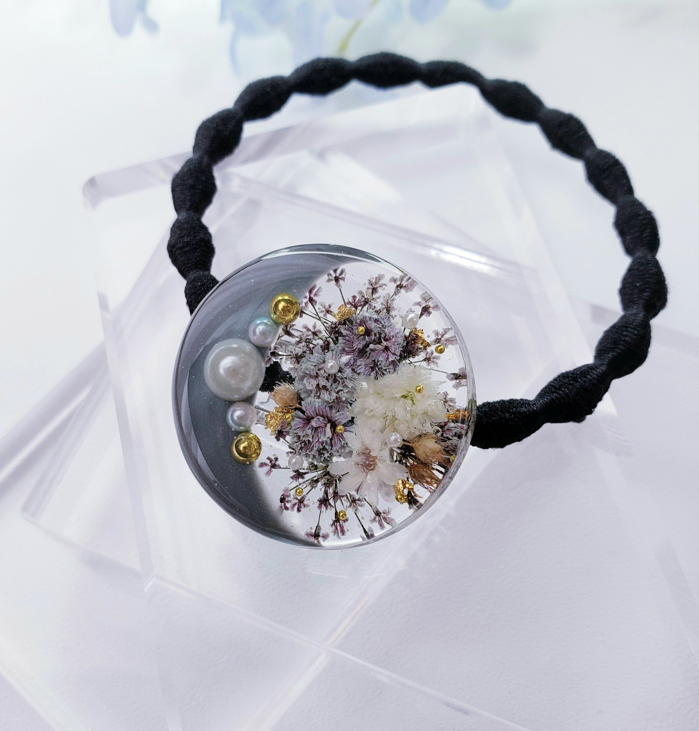 ダルメシアンフラワーレジンヘアゴム レジンお花のヘアゴム ライラックカラー /レジンヘアゴム