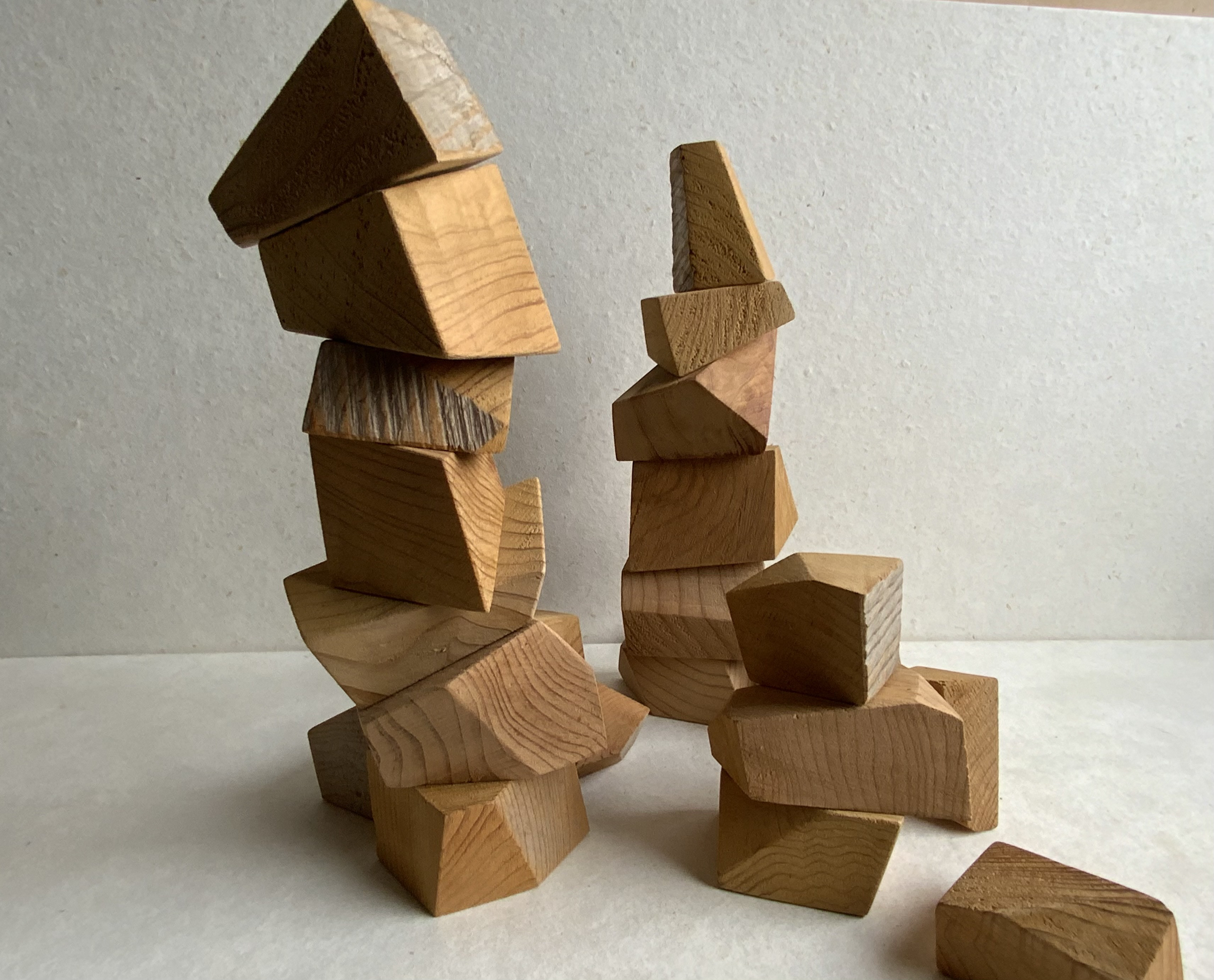 積み木　25mm角　36ピース　無垢材 木製 角材 25mm角 長さ800mm ウォールナット 板 木材 diy 端材