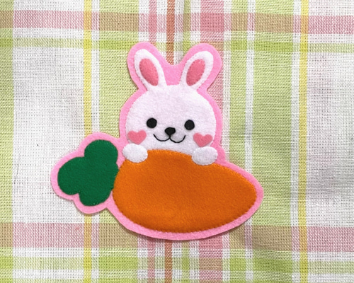 白フクロウと枝 フェルト名札 ワッペン - メルカリ
