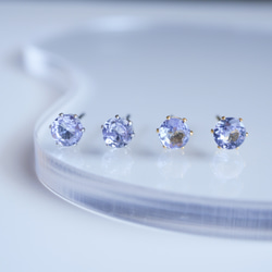 タンザナイトの一粒ピアス　４ｍｍ　つけっぱなしOK　サージカルステンレス　12月誕生石　小粒　金属アレルギー対応　天然石 9枚目の画像