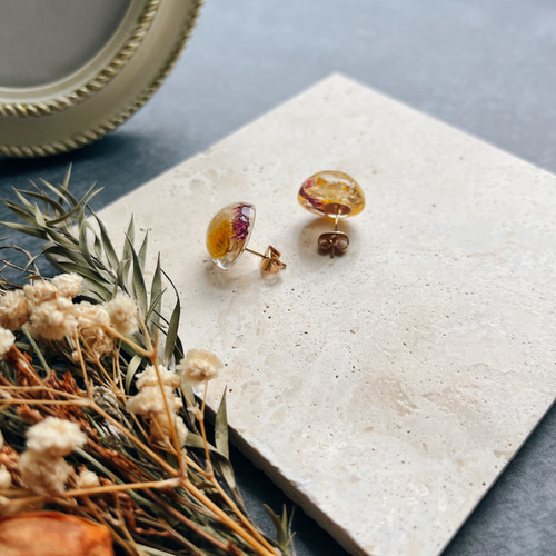 レジン ピアス イエロー ドライフラワー 春 夏 1粒タイプ カスミソウ