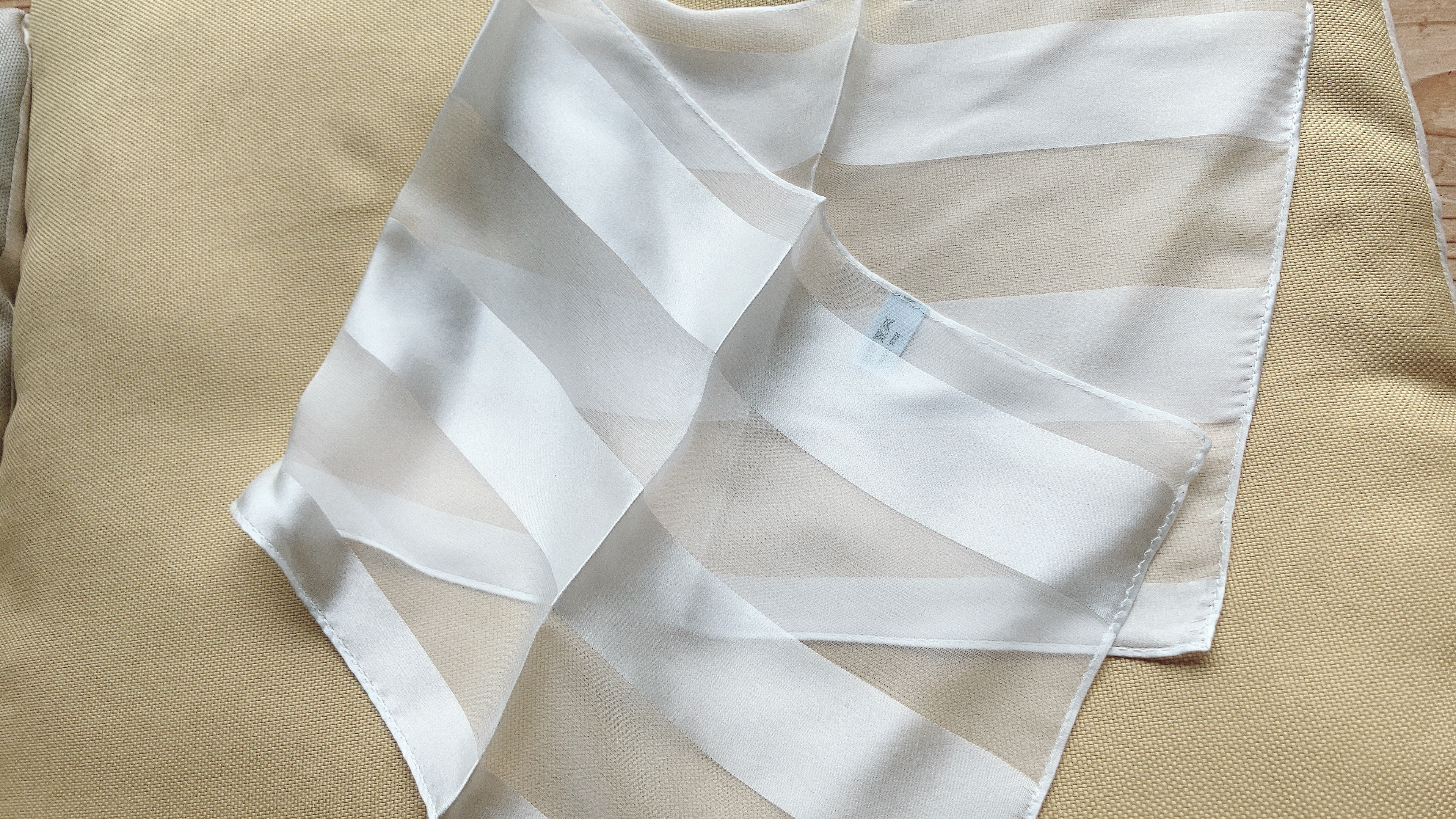 シルク療法用ストール　日本製シルク100% 4,000円