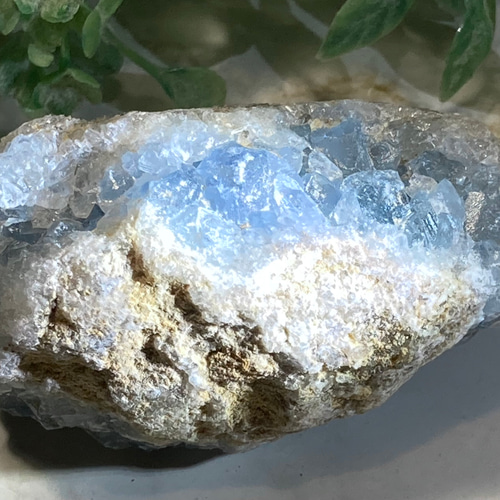 天使の石໒꒱✨虹入り セレスタイト 天青石 クラスター 原石 ラフ