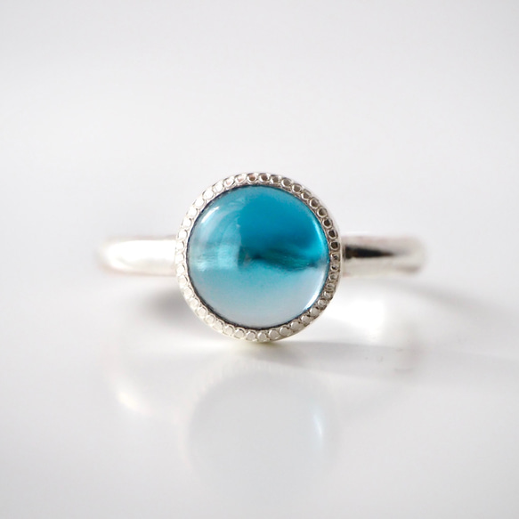 London blue topaz ring -ロンドンブルートパーズ トパーズ 彫金 重ね付け 天然石リング 大ぶり- 2枚目の画像