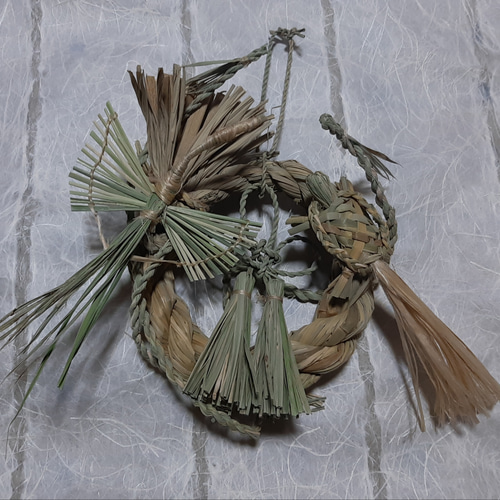 出雲真菰の注連縄飾り「輪飾り一重③」 お正月・迎春用しめなわ しめ縄