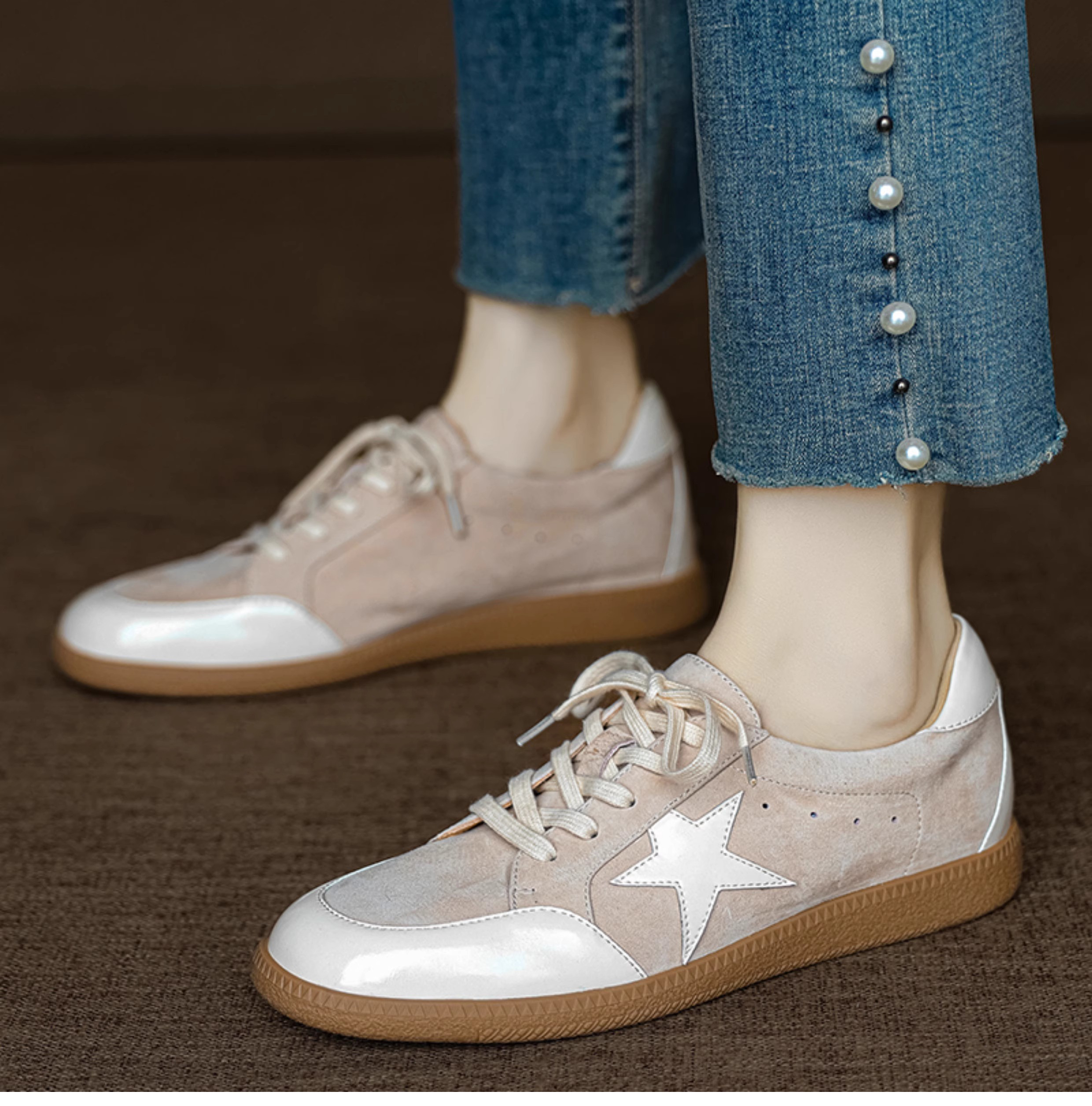 本革 レースアップ スニーカー レディース スエード 編み上げ クリスマス シューズ 靴 大人 女性 秋冬 甲高幅広