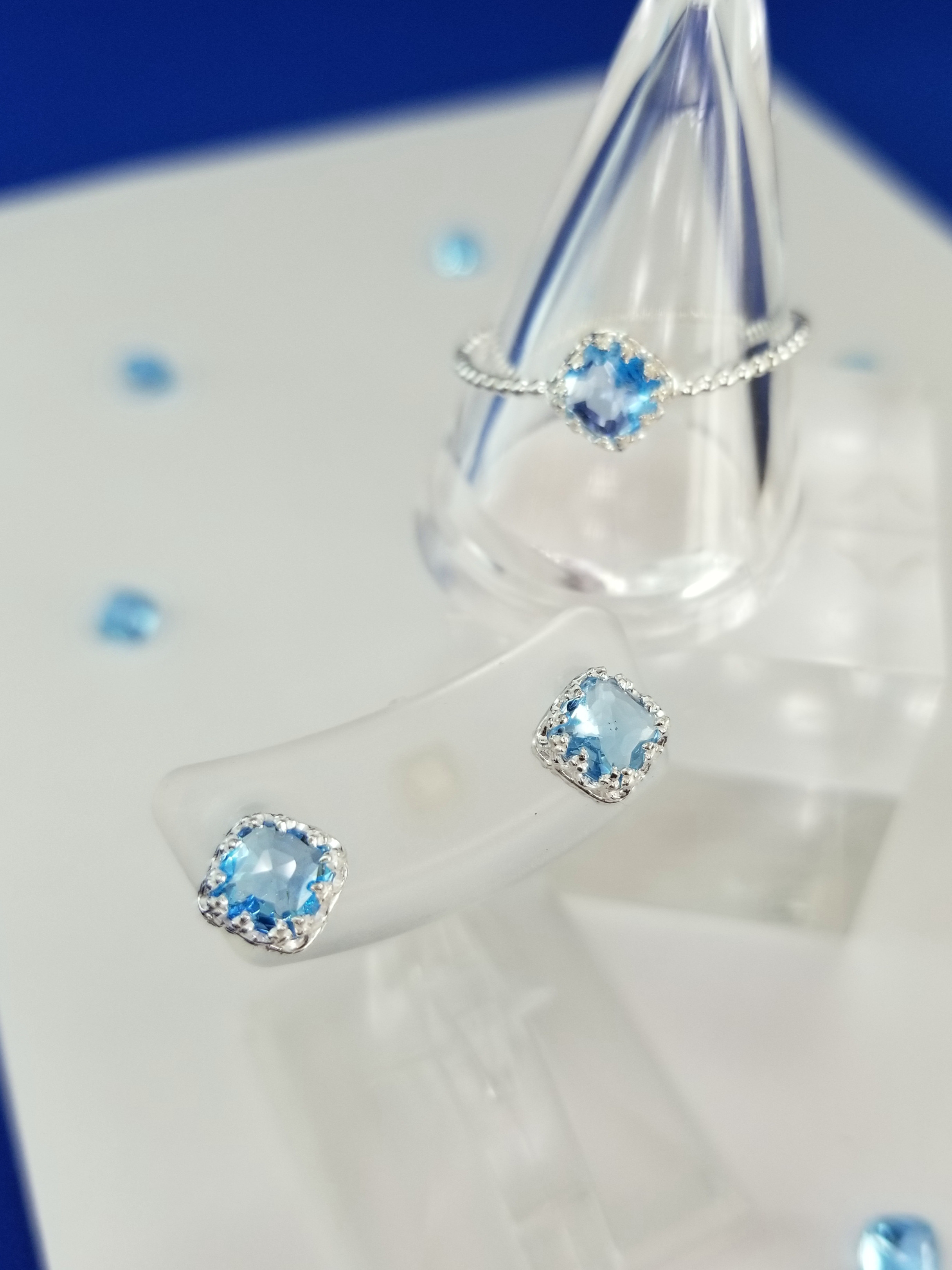 【Creema限定】11月の誕生石　ブルートパーズのシルバーリング、ピアスセット