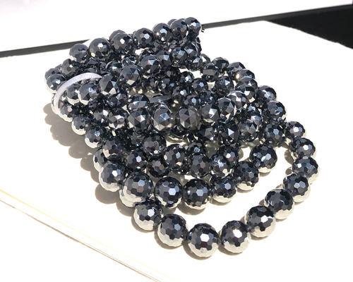 67874edfcabda634560534d172b600