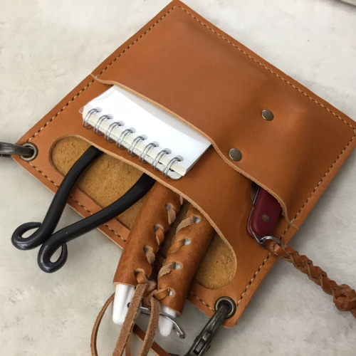 フローリストケース 「しかく」 ウエストベルト付き 3色にしました