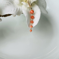 琦珍玉寶 入手代表幸福的珊瑚吧❤️ 天然momo珊瑚耳環~修飾臉型的設計款～ 珊瑚圓珠圓潤飽滿~色彩鮮活自然~ 第2張的照片