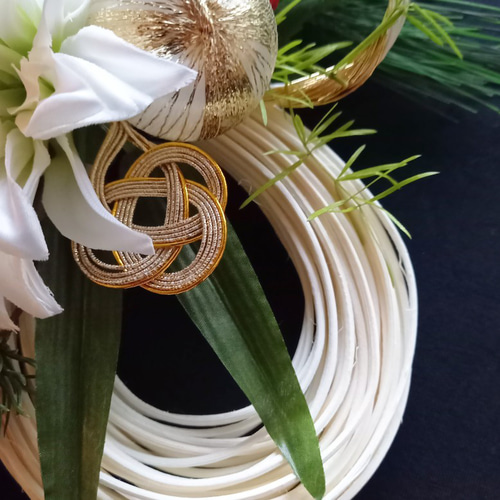 ☆再販☆長さ40㎝・迎春・モダン ふた輪流し・しめ縄飾り・しめ縄