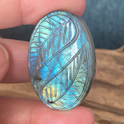 リーフカービング グリーングラデーション ラブラドライト ルース 33 天然石 14枚目の画像