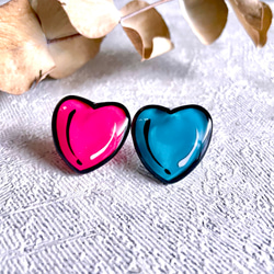 glass heart comic Earrings 3枚目の画像