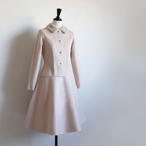 ＼半額SALE／ ふわっと衿で大人可愛く！】エアーウール ファー衿ニット ジャケット・アウター