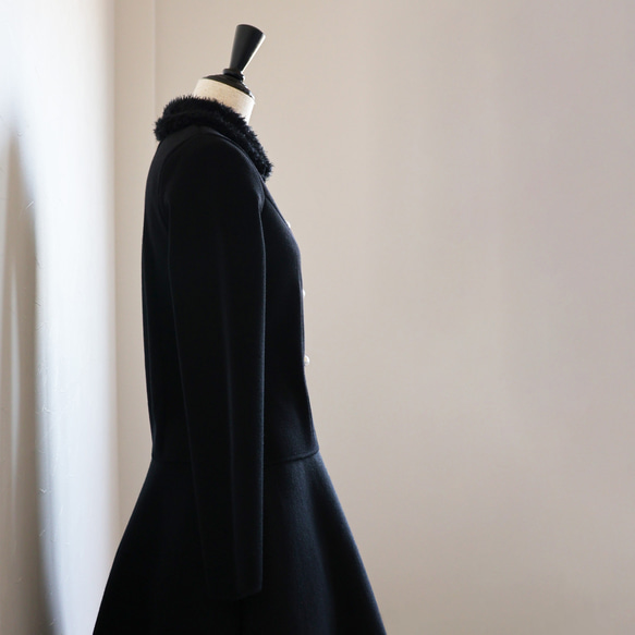 【クラシカルな雰囲気！】エアーウール パールボタン付き ファー衿ジャケット【ブラック】 6枚目の画像