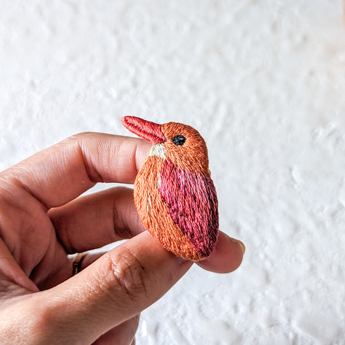 アカショウビンの刺繍ブローチ 野鳥 ブローチ cancan 通販
